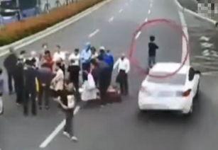 车祸吃瓜视频大全,吃瓜群众围观视频大盘点