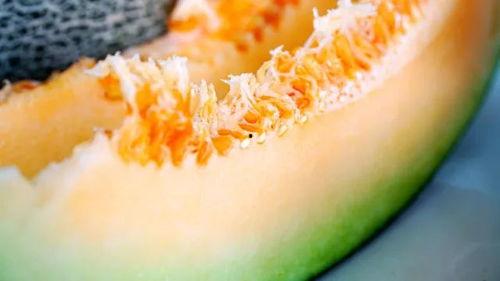 吃瓜能吃蜜瓜吗,吃瓜也能吃出蜜瓜的甜蜜滋味