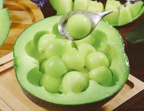 吃瓜能吃蜜瓜吗,吃瓜也能吃出蜜瓜的甜蜜滋味